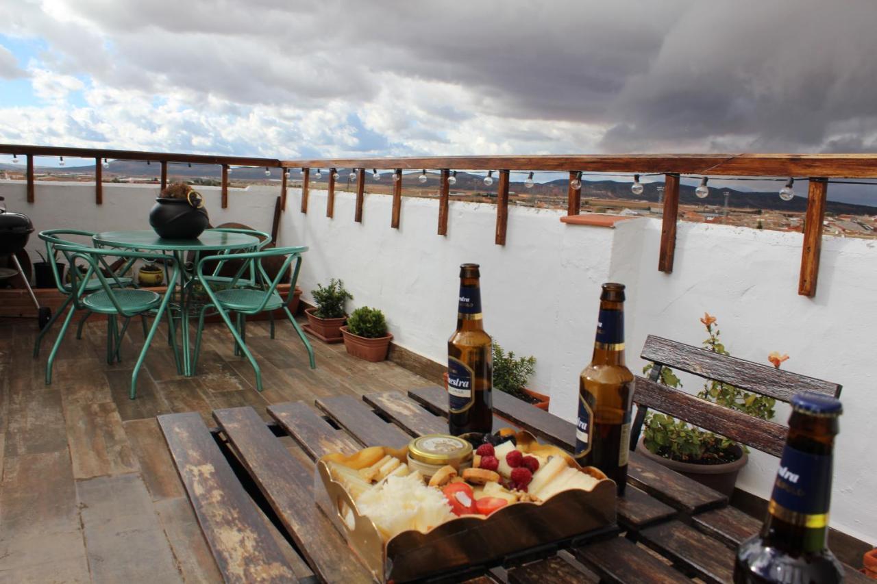 Apartamentos Oncemolinos Con Desayuno Consuegra Exterior photo