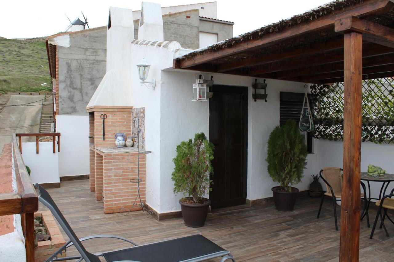 Apartamentos Oncemolinos Con Desayuno Consuegra Exterior photo