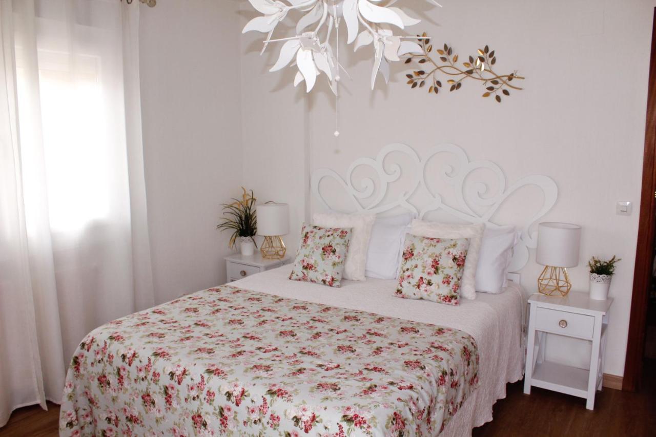 Apartamentos Oncemolinos Con Desayuno Consuegra Exterior photo