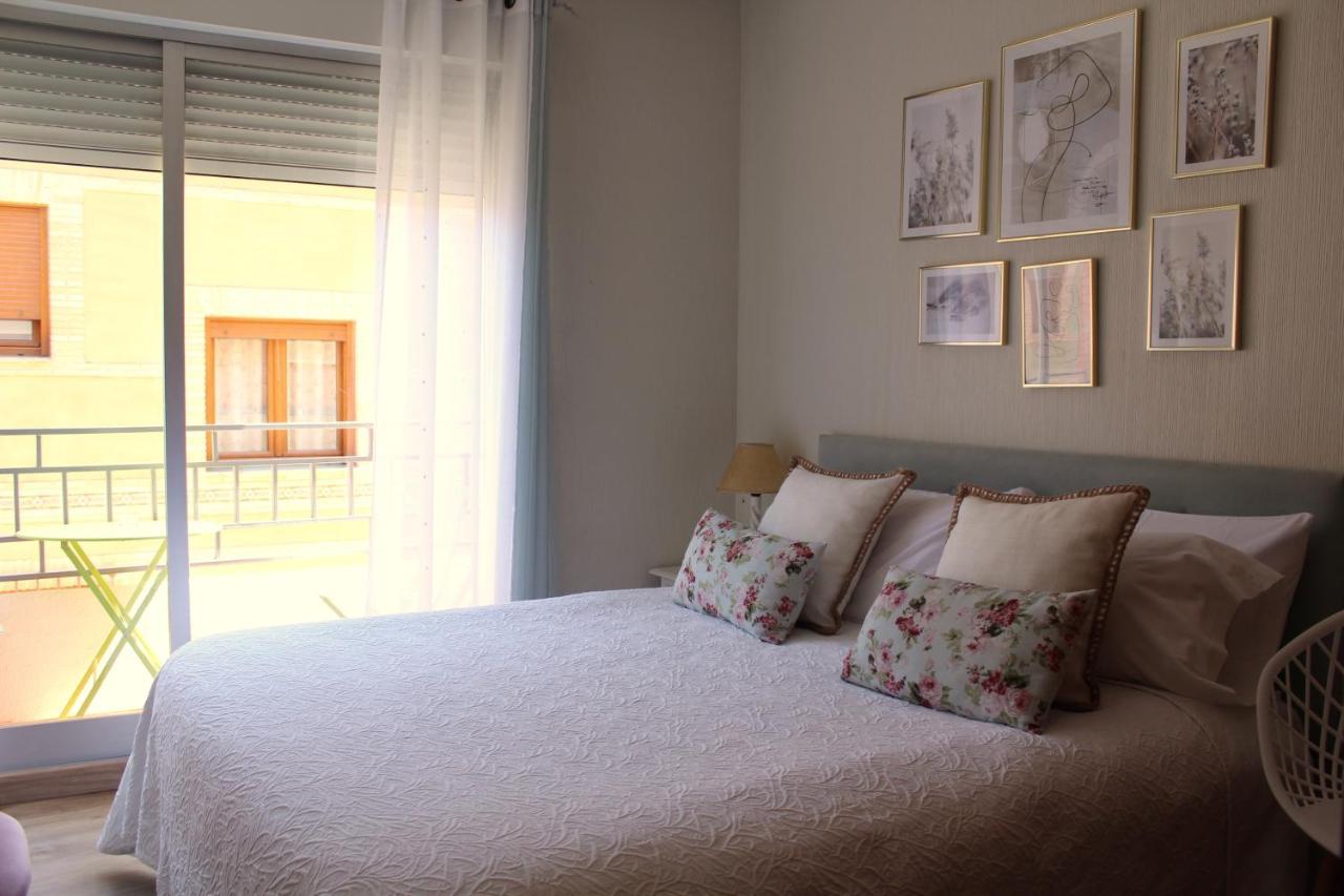 Apartamentos Oncemolinos Con Desayuno Consuegra Exterior photo