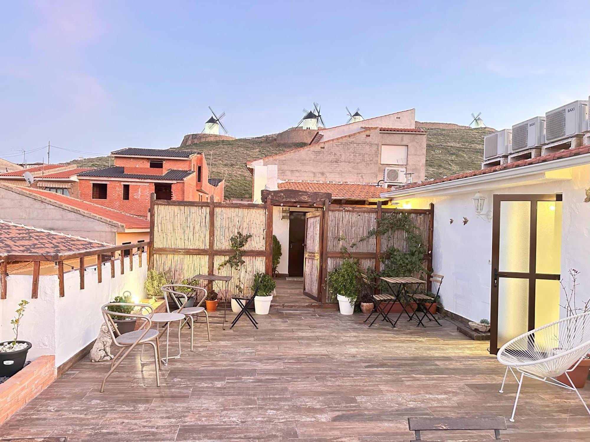 Apartamentos Oncemolinos Con Desayuno Consuegra Exterior photo
