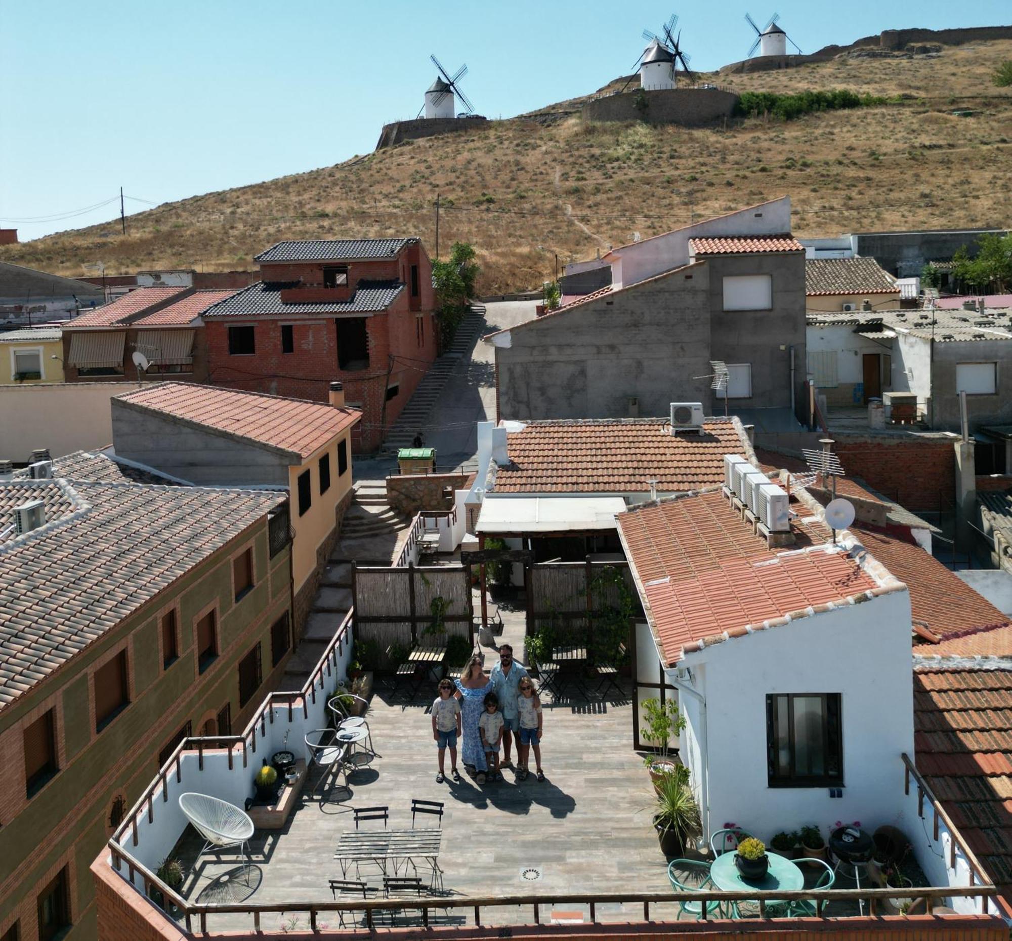 Apartamentos Oncemolinos Con Desayuno Consuegra Exterior photo